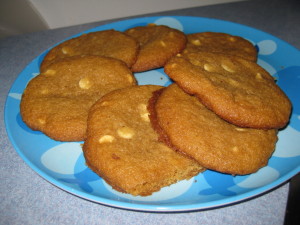 white chocolate chip cookies